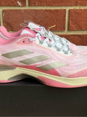 New Adidas Avacourt 2 Pink White Size 10 Womens Sneakers Athletic Tennis Shoes